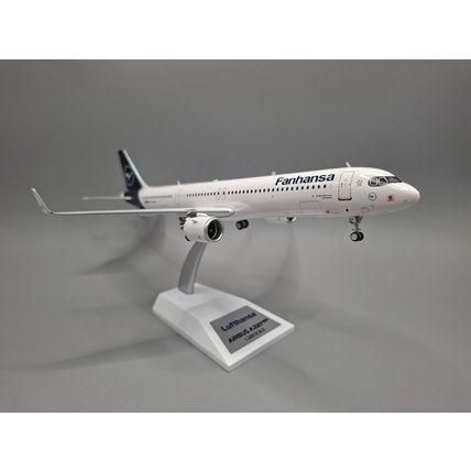 A321-211NX LUFTHANSA REG: D-AIEH W/STAND - JFOX JF-A321-051L 1/200 - PRE ORDER