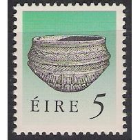 Mi 741 (**): 5p. deep yellow-green and black Definitive: Irish Art Treasures.