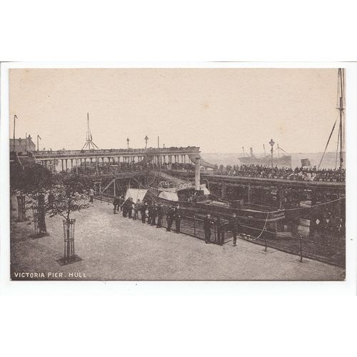 Victoria Pier Hull Postcard Yorkshire