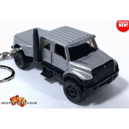 KEY CHAIN RING 2004–2008 SILVER INTERNATIONAL XT CXT TRUCKS NEW LIMITED EDITION