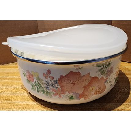 Vintage Floral 1980's Set of 3 Nested Metal Bowls & Lids
