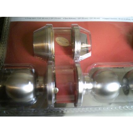 EZ entranceway dual lockset
