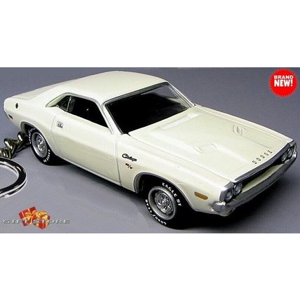 RARE KEY CHAIN 1970~74 WHITE DODGE CHALLENGER RT 440 CUSTOM Ltd GREAT GIFT