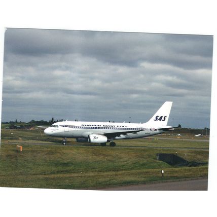 AIRBUS A319 AIRCRAFT S.A.S. AT BIRMINGHAM AIRPORT CARD NO W 151