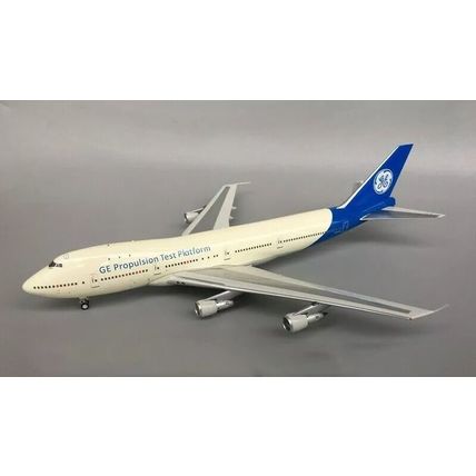 B747-100 GENERAL ELECTRIC N747GE W/STAND - INFLIGHT 200 IF742GE01 1/200 - SALE