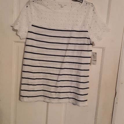 charter club striped embroidered lace top T- shirt, M Blue Combo