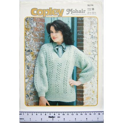 1979 Copley 9274 mohair V-neck sweater