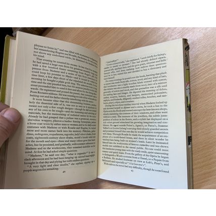1946 CHARLES LASCELLES "MADAME BENOIT'S SECRET" FICTION HARDBACK BOOK (P3)