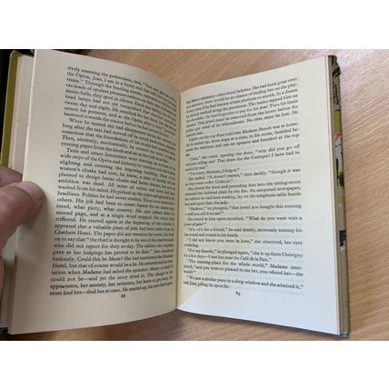 1946 CHARLES LASCELLES "MADAME BENOIT'S SECRET" FICTION HARDBACK BOOK (P3)