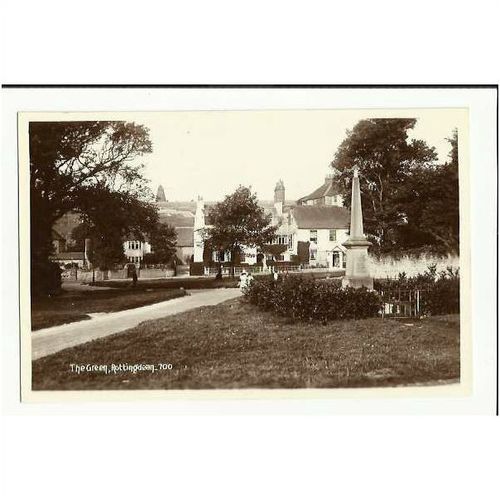 Sussex ROTTINGDEAN The Green Postcard (700)