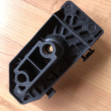 Volvo 3524452 Throttle Gas Pedal Anchor Plate C70 S70 V70R V70 XC70