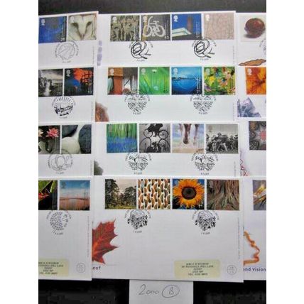 2000 A YEAR GROUP OF TWELVE COMMEMORATIVE F.D.I. POSTMARKED COVERS. (B) #01273