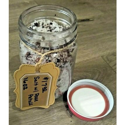 Homemade Lavender Rose Petal Himalayan Bath Salt Soak Black & White 16 oz