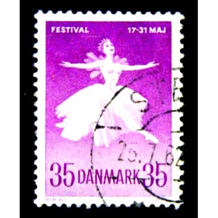DENMARK 1959 SG 417 35 ORE PURPLE DANISH BALLET FINE USED #