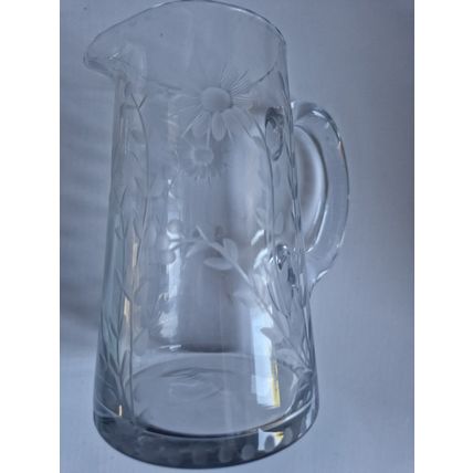 VINTAGE DAISY CUT GLASS JUG AND 6 GLASSES