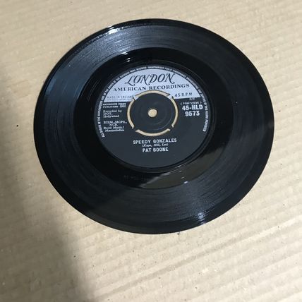 PAT BOONE - Speedy Gonzales - The locket - HLD-9573