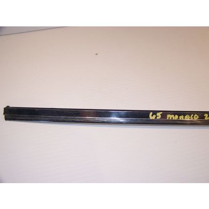 1965 DODGE MONACO 2D HT RH FRONT DOOR GLASS TRIM OEM POLARA