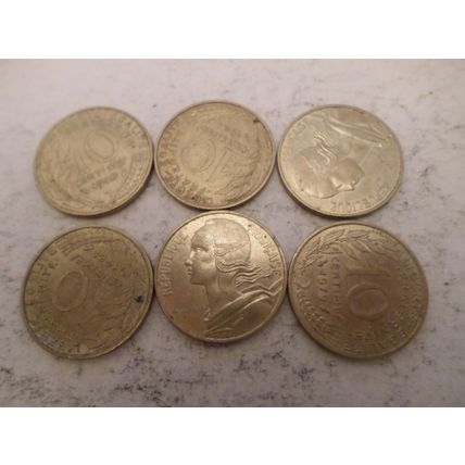 France - 30 differently dated - 10 centime coins #