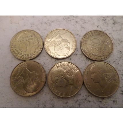 France - 30 differently dated - 10 centime coins #