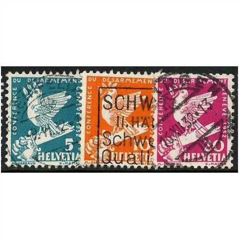 1932 3 different values - #267 fine used (o)