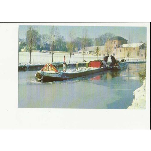 Northamptonshire COSGROVE Canal Boats Postcard by Shepperton Swan