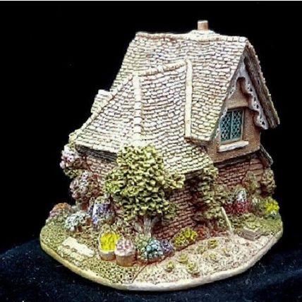 Lilliput Lane Grandma & Grandpas Cottage Vintage Ornament