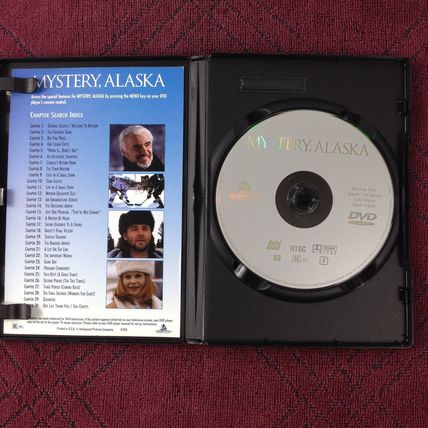 Mystery Alaska - 1999 - Comedy/Sport - Rated R - DVD - Used
