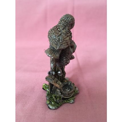 Stunning Painted Pewter Pair Of Barn Owls With Crystal Chip Flower Heads