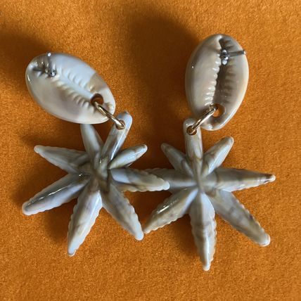 Beachy Cruising Island Hopping Starfish Design Dangle Earrings #811