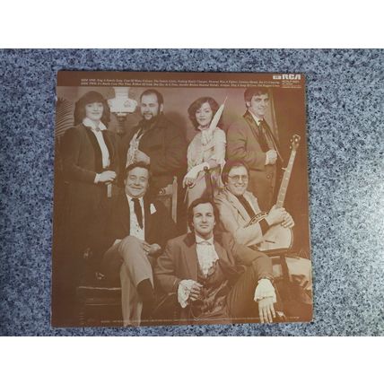 The Family Brown – Nothing Really Changes (RCALP5021) 1981 (LP)