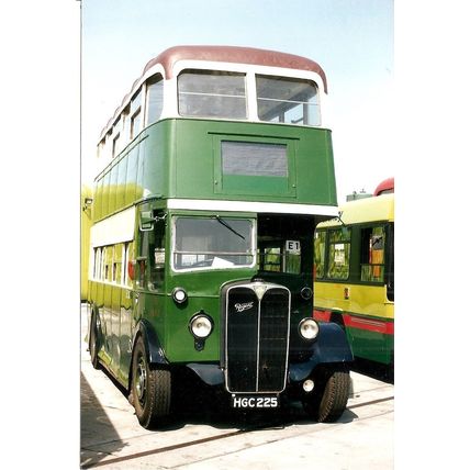 Colour Photograph of London Transport - HGC 225