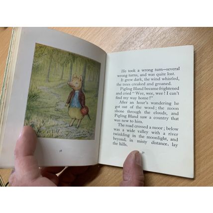 1967 BEATRIX POTTER "THE TALE OF PIGLING BLAND" BOOK (P2)