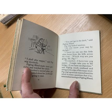 1967 BEATRIX POTTER "THE TALE OF PIGLING BLAND" BOOK (P2)