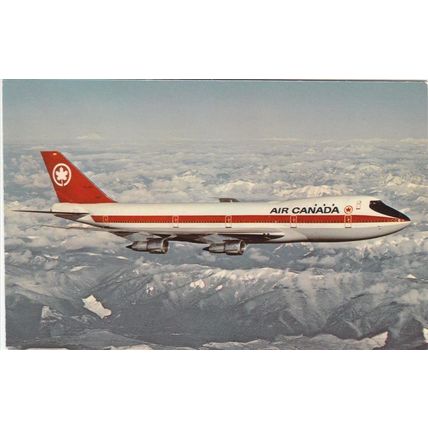 Air Canada Boeing B747 Civil Aircraft Postcard (A13237)