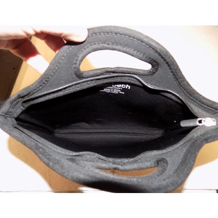 Macbeth Collection 11" Neoprene Laptop Tablet Sleeve Bag MB-LG6JN