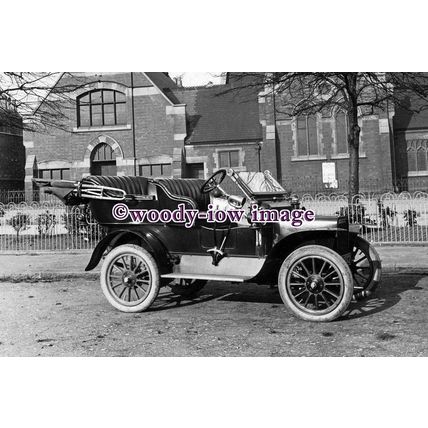 pu1439 - Early motor Car at Waterdale , Doncaster , Yorkshire - print 6x4