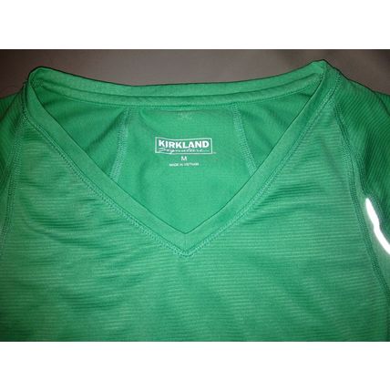 KIRKLAND SIGNATURE Women's Green V-neck Athletic Workout Active-Wear Top Size:M