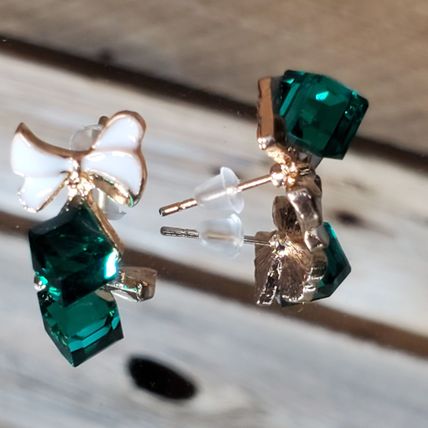 Crystal & Gold Stud Earrings - Box/Present & Bow. Emerald Green