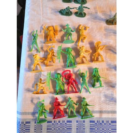 Vintage, WW2 Plastic Soldiers, Cowboys & Indians, Tank, Truck, Boat, Toys