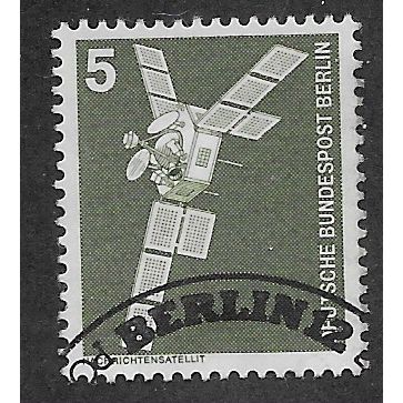 BERLIN -1975 5pf 'INDUSTRY AND TECHNOLOGY' FINE USED (EBID60-566)