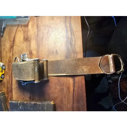 Vintage shaving blades belt shaperener boker