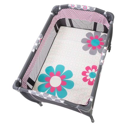 Baby Trend Lil' Snooze™ Deluxe II Nursery Center® Playard, Daisy Dots