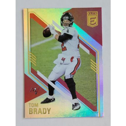 2021 Panini Donruss Elite Football Tom Brady card #7 in NM Condition