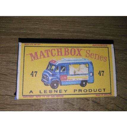 Matchbox - No47 Commer I.C.V. Blue Lyons Maid