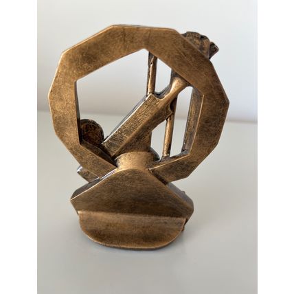 CRICKET TROPHY - HEAVY RESIN