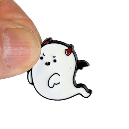 Ghost Pin Badge Enamel Collectable Comic Style Gothic 2.6cm x 2.3cm Lapel BA225