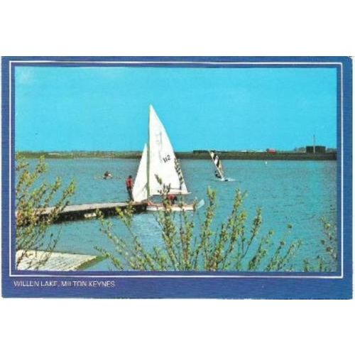 Milton Keynes, Buckinghamshire - Willen Lake, yacht - Colourmaster postcard c70s