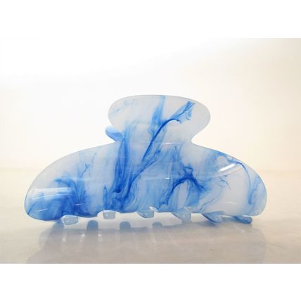 Marbled turquoise blue and white acrylic hair claw clip