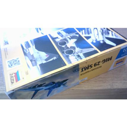 RUSSIAN FIGHTER MIG-29 SMY Model Kit 1/72 Scale. Zvezda (NEW)