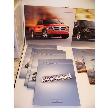 2008 AVENGER CHARGER MAGNUM DAKOTA 300 PT JEEP PATRIOT SALES BROCHURES (10)